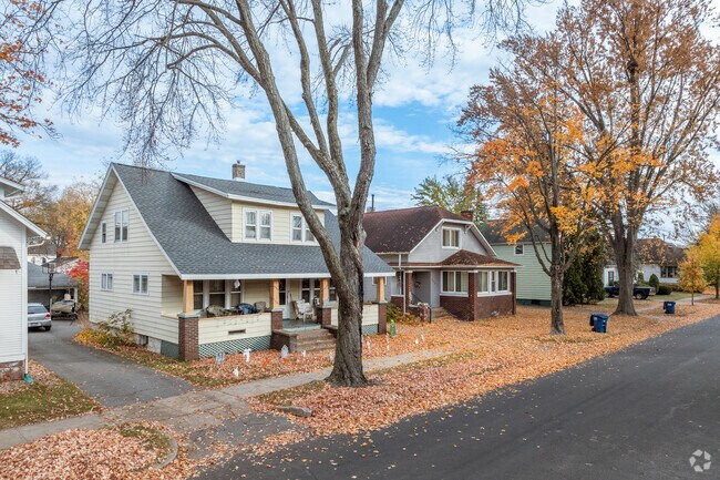 Sidewalks throughout Werle Park make for pleasurable walks.