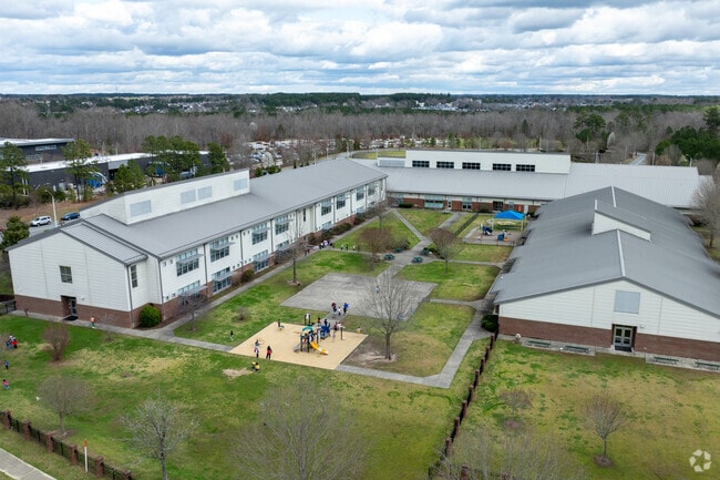 River Bend Elementary School in Raleigh, NC has a student-teacher ratio of 14 to 1.