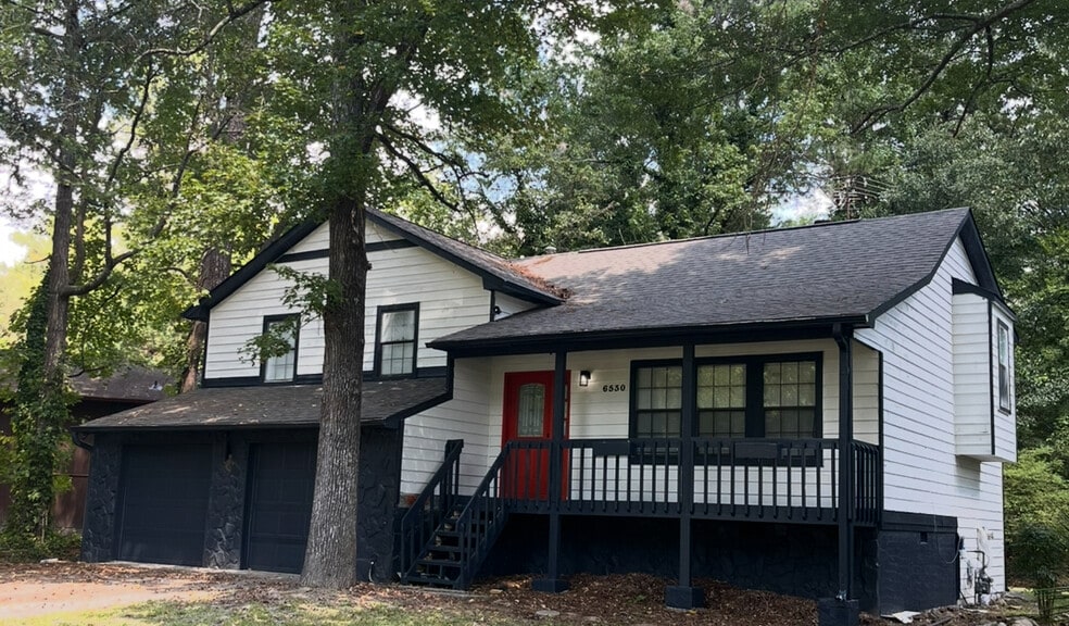 6530 Peppermill Ln, Atlanta, GA 30349 - photo 1