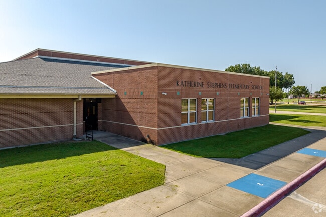 At Katherine Stephens Elementary in Rowlett, teachers empower students to reach for their goals.