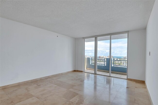 Yacht Club at Portofino unit 1490, Miami Beach, FL 33139 - photo 5