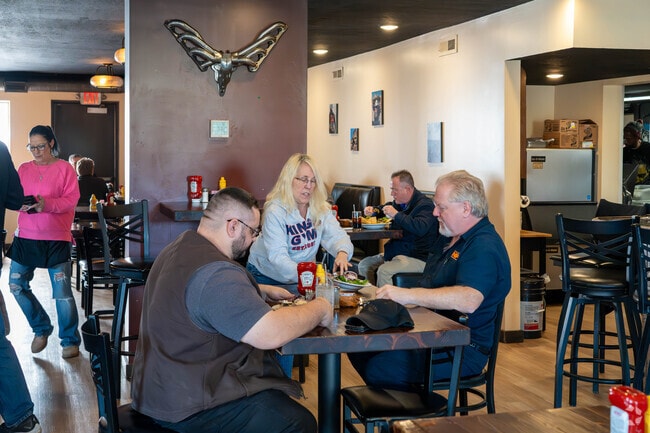 Hot Grillz in Walton Hills is a local favorite for casual meals.