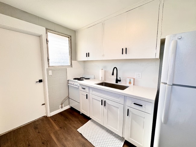 722 University Ave, Honolulu, HI 96826 - photo 5