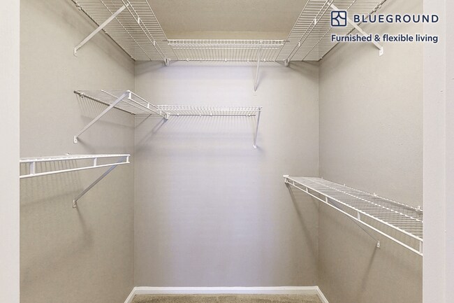 100 Court N Dr unit FL1-ID3476A, Melville, NY 11747 - photo 7