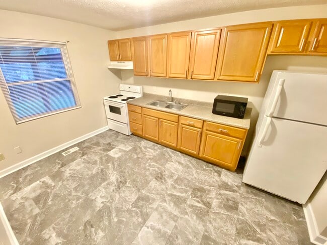 116 Main St unit A, Poca, WV 25159 - photo 7