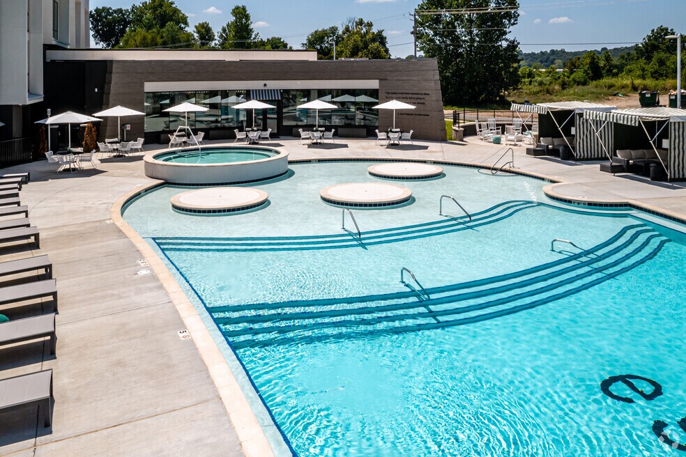 Esplanade District Apartments, North Little Rock, AR 72114 - photo 1