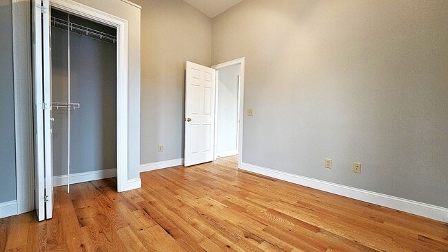 85 Park St unit 2, Burlington, VT 05401 - photo 2