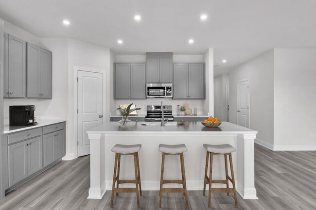 7449 Linda Vista Ln, Leland, NC 28451 - photo 4