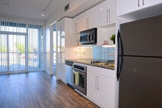45 E 12th St, National City, CA 91950