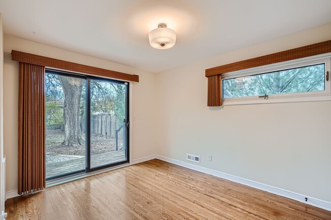 5633 Saint Croix Ave N, Minneapolis, MN 55422 - photo 7