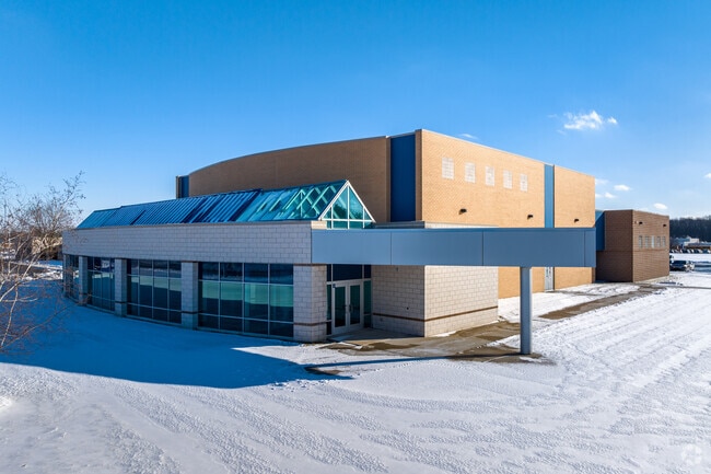 Richmond Community High School, Entrance.