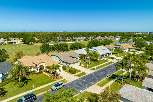 Trinity has Ranch style single family homes in golf course communities.