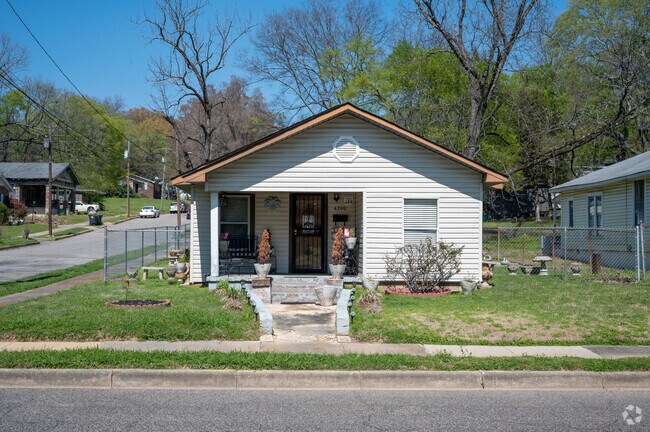 You can find many one-story, craftsman style  homes in the Inglenook neighborhood.