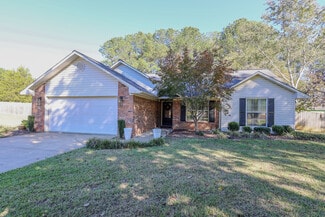 15 Caitlin Ave, Mathiston, MS 39752