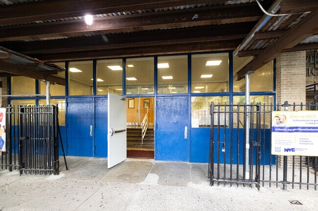 Energy Tech High School in Queens, New York occupies a full city block.