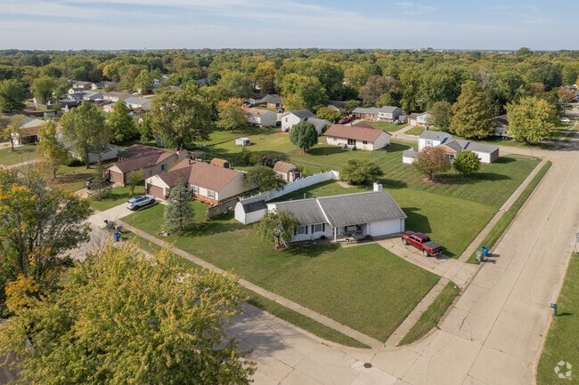 South Franklin in Indianapolis has wide streets and great sidewalks.