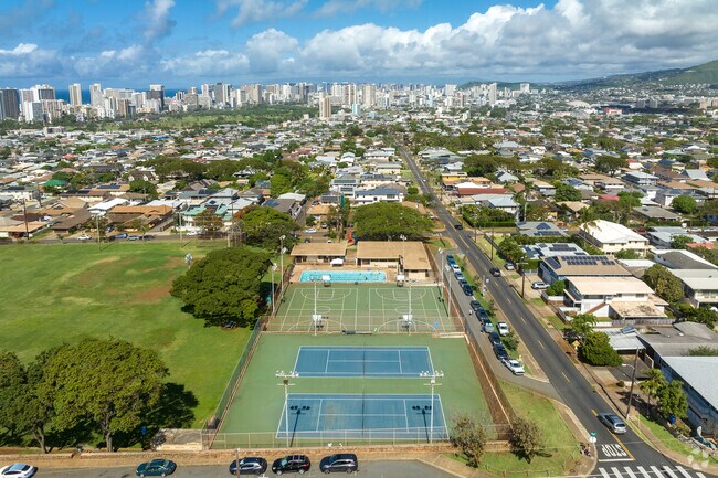 Tennis courts and basketball courts can be found at Kapaoloni park.