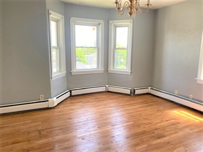 74 Veazie St unit 2, Providence, RI 02908 - photo 5