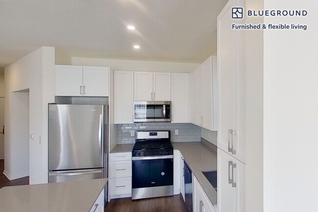 152 Shipyard Dr unit FL1-ID1732A, Hingham, MA 02043 - photo 5