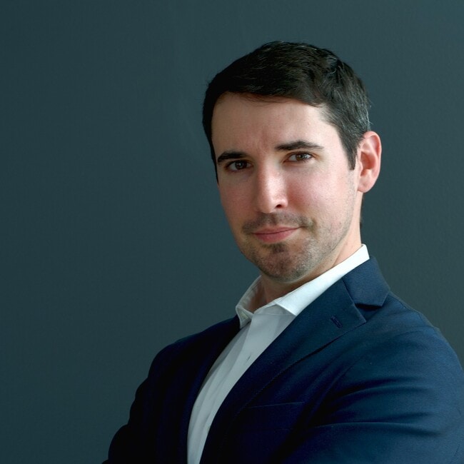 Agent Photo