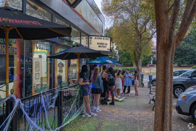 Green - Crestwood is a few minutes from downtown Athens.