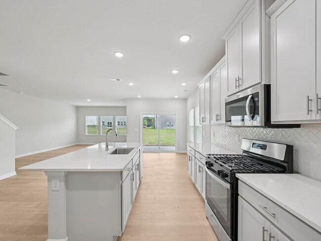 1205 Whitespire Way, Zebulon, NC 27597 - photo 6