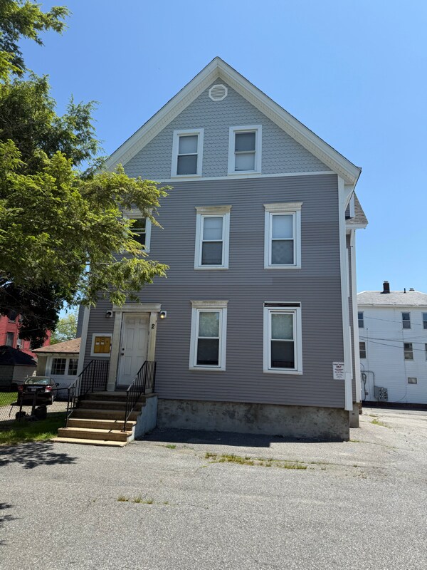 2 Schussler Rd Unit 3, Worcester, MA 01609