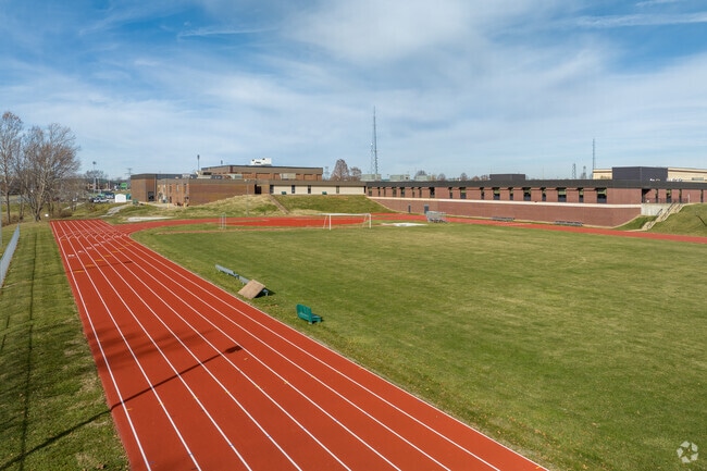 Fort Zumwalt North High School has a track and field area south of the main building.