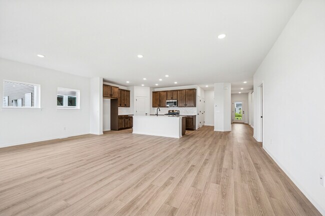 1682 Tyrone Dr, Shakopee, MN 55379 - photo 6