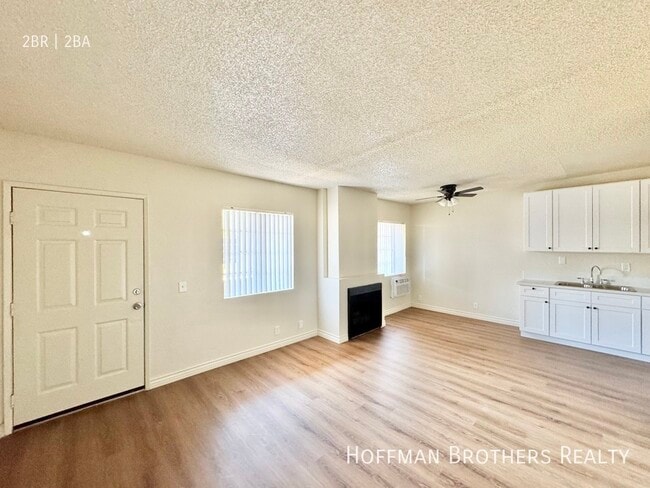 15552 Nordhoff St unit 104, Los Angeles, CA 91343 - photo 2