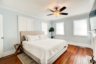 8 Sires St, Charleston, SC 29403
