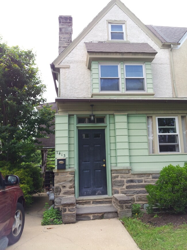 1413 Darby Rd unit Darby Road, Havertown, PA 19083 - photo 2