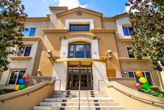 4205 Cahuenga Blvd, Toluca Lake, CA 91602