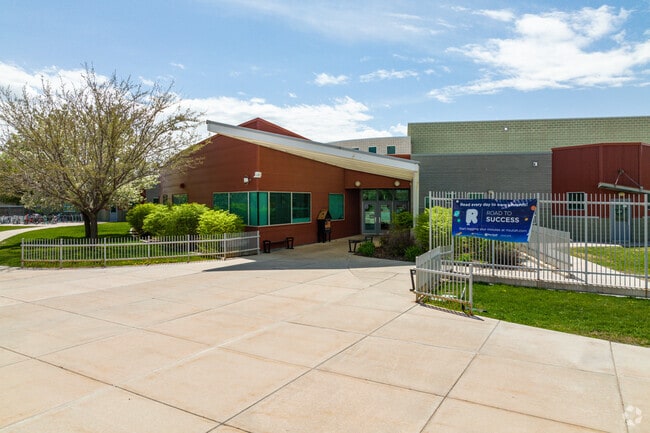 The Freedom Elementary School serves students from Kindergarten to 6th grade and is part of the Weber School District.