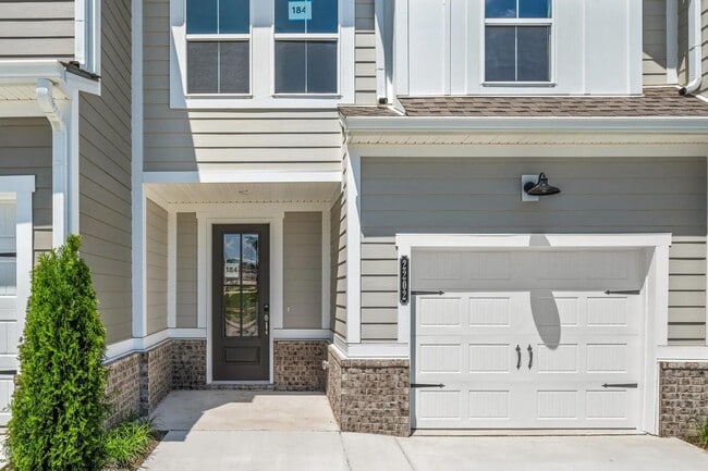 2202 Melk Ln, Columbia, TN 38401 - photo 2