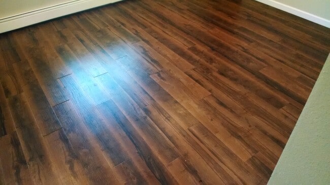 1027 Riverside Dr unit B, Waupaca, WI 54981 - photo 4