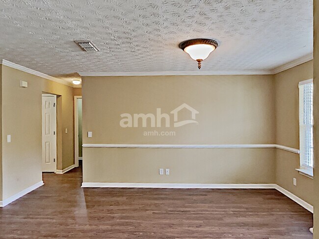 517 Lazy River Ln, Woodstock, GA 30188 - photo 7