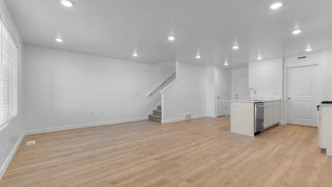 1812 E Albion Dr unit 1144, Salem, UT 84653 - photo 3