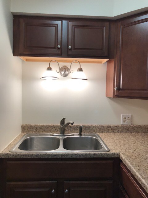 634 W Foulke Ave unit 4, Findlay, OH 45840 - photo 3