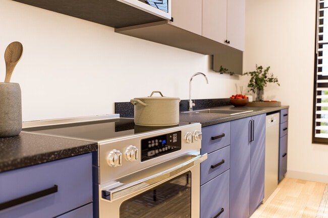 ArtHaus Telegraph, Berkeley, CA 94705 - photo 6