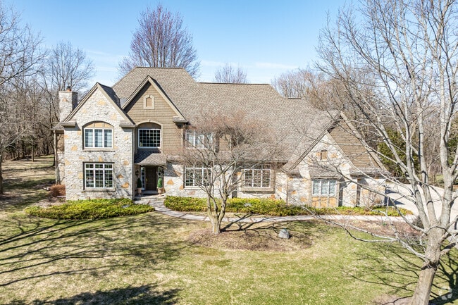 Discover classic farmhouse-style homes throughout Ottawa’s rural landscape.