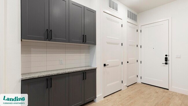 650 E Sycamore St unit 3311, Denton, TX 76201 - photo 6