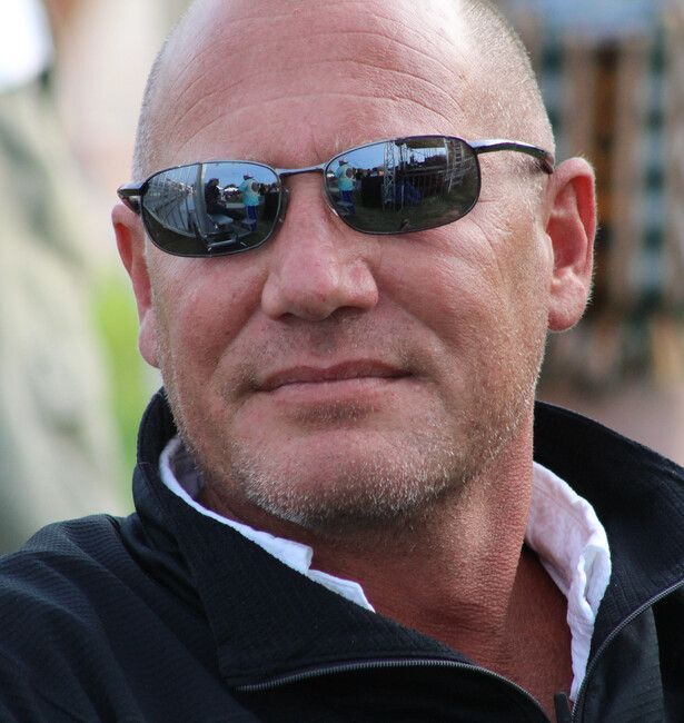 Agent Photo