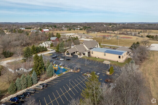 Crown of Life Lutheran School is a private, Christian school located in Hubertus, WI.