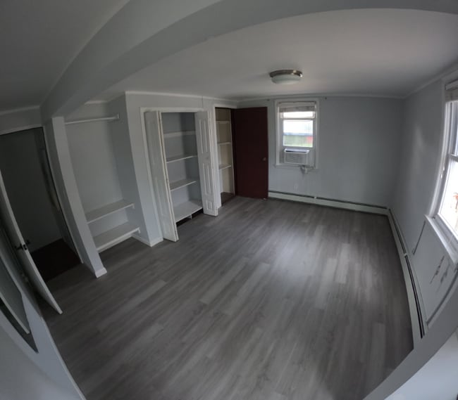 729 Sharon Ave, Darby, PA 19023 - photo 2