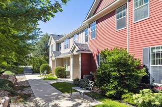 7765 Madelyn Creek Dr, Victoria, MN 55386