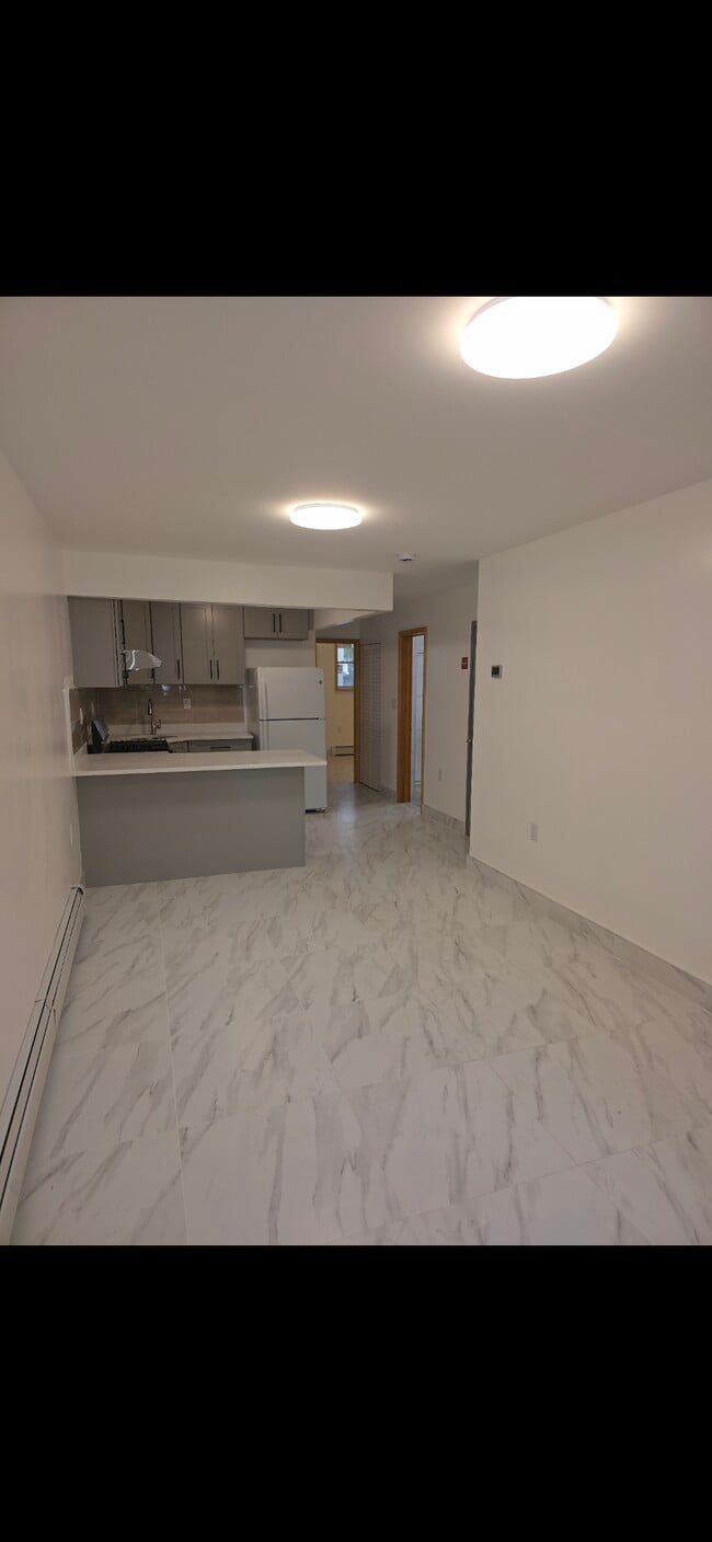 852 Bay Ridge Ave, Brooklyn, NY 11220