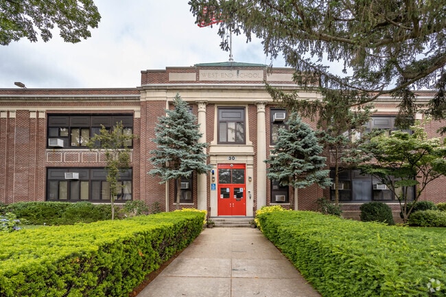West End School is a public elementary school located in Lynbrook.