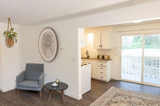 2401-2411 Cascade Place W, University Place, WA 98466