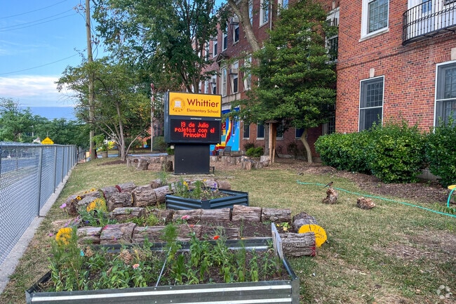 Whittier Elementary School